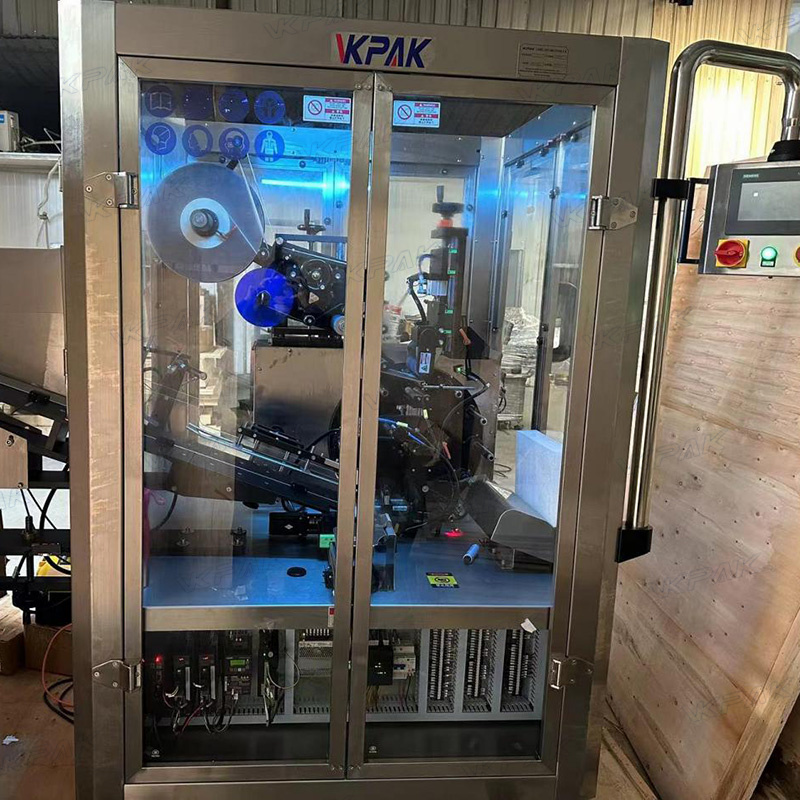 Автоматическая машина для маркировки мягких пластиковых туб с системой подачи туб