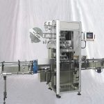 Автоматическая машина для маркировки термоусадочной этикеткой бутылочных крышек