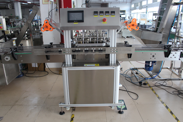 Машина для запечатывания стеклянных банок (3).JPG