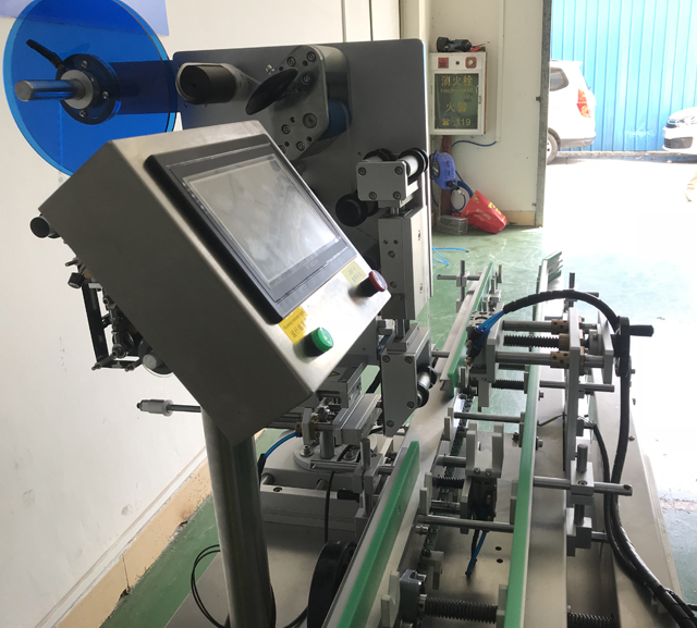 Боковая фотография модели этикетировщика VK-LBL.jpg