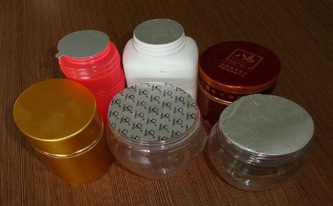 plastic bottles samples after being sealed индукция.jpg