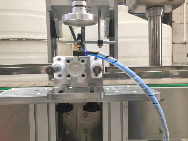 укупорочная головка для банок.jpg