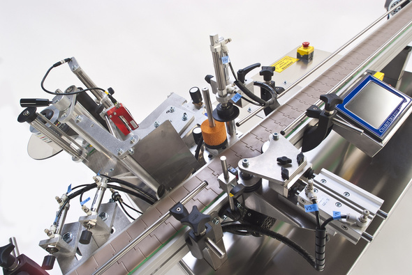 round bottle labeler equipment оборудование для этикетирования круглых бутылок.jpg