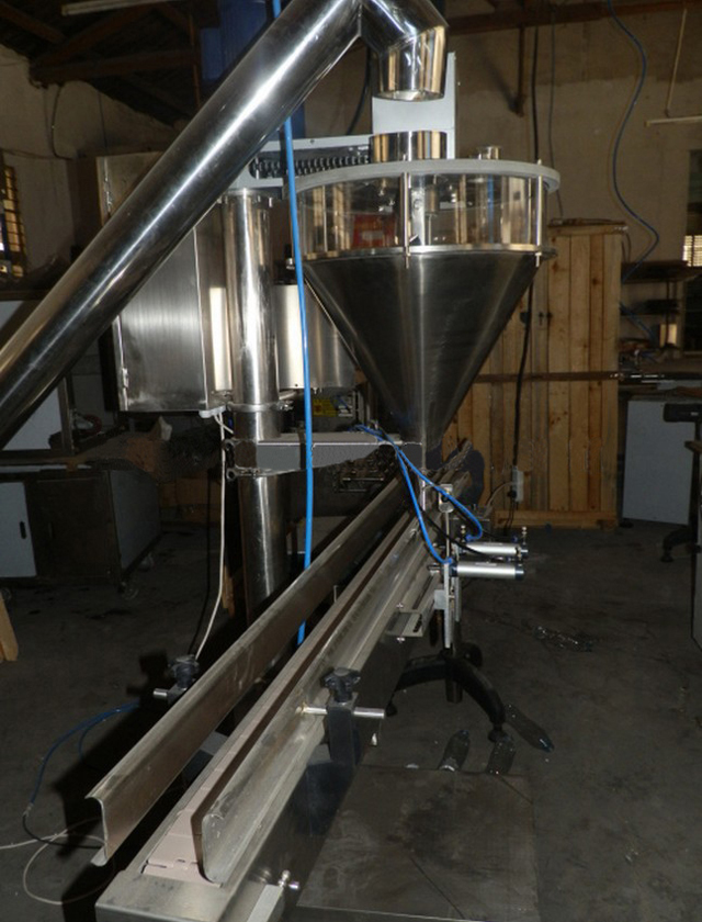 lateral shot for auger filling machine powder шнековый наполнитель мукомольный завод.jpg