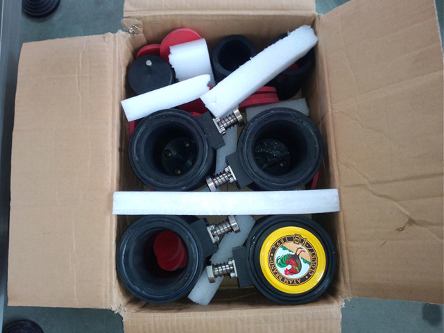 укупорочные головки для различных форм бутылок.jpg