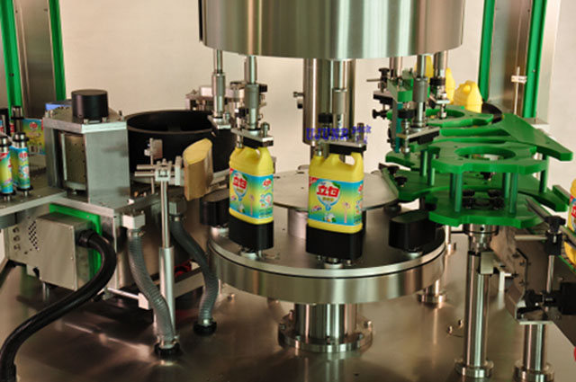 этикетировщик горячего расплава.jpg