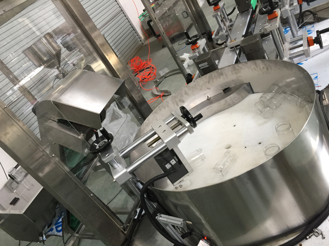 система подъема сортировщика бутылок.jpg