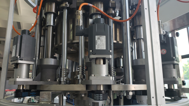 8 головок винтовых крышек.jpg