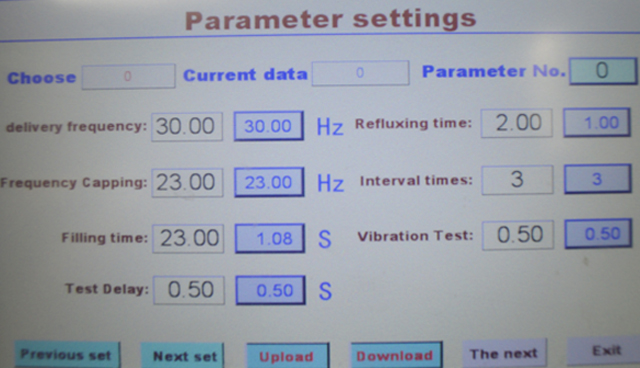automated capping machine with touch screen controlling system машина для укупорки сенсорных экранов.jpg