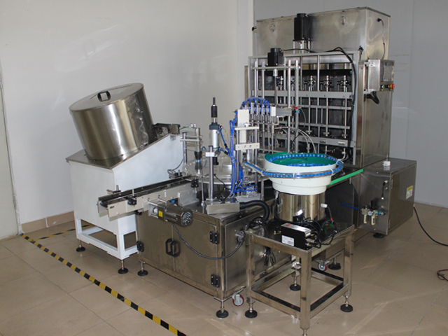 линия розлива и укупорки