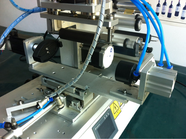 этикетировочные машины этикетировочная головка .jpg