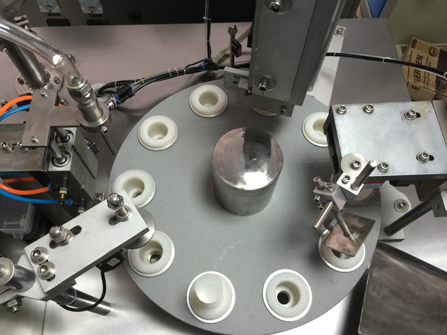 Деталь из нержавеющей стали для ультразвукового наполнителя и герметика.jpg