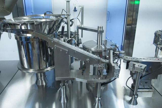 линия наполнения шприцев (1).jpg