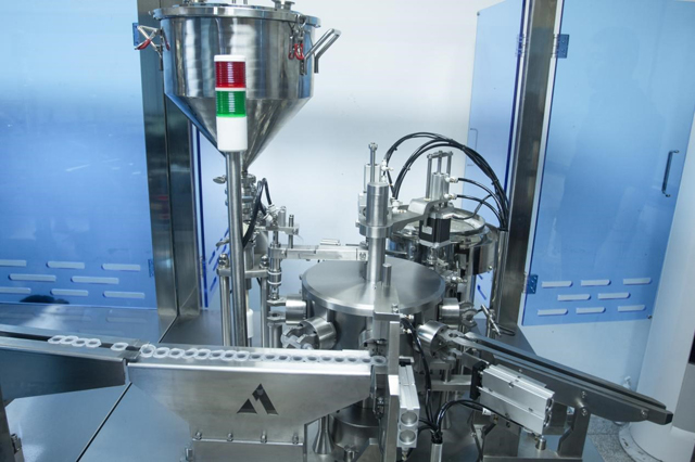 линия наполнения шприцев (2).jpg