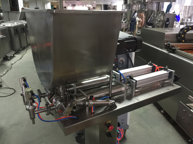 Вертикальные насадки для разливочной машины.JPG