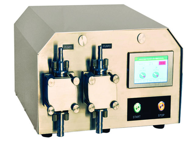 оборудование для наполнения двухголовочным насосом.jpg