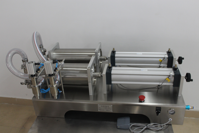 пневматическая наполнительная машина полуавтоматическая.jpg